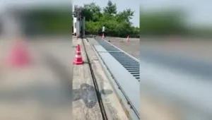 40ft-long MRO gate collapses,guard crushed, trainee critical