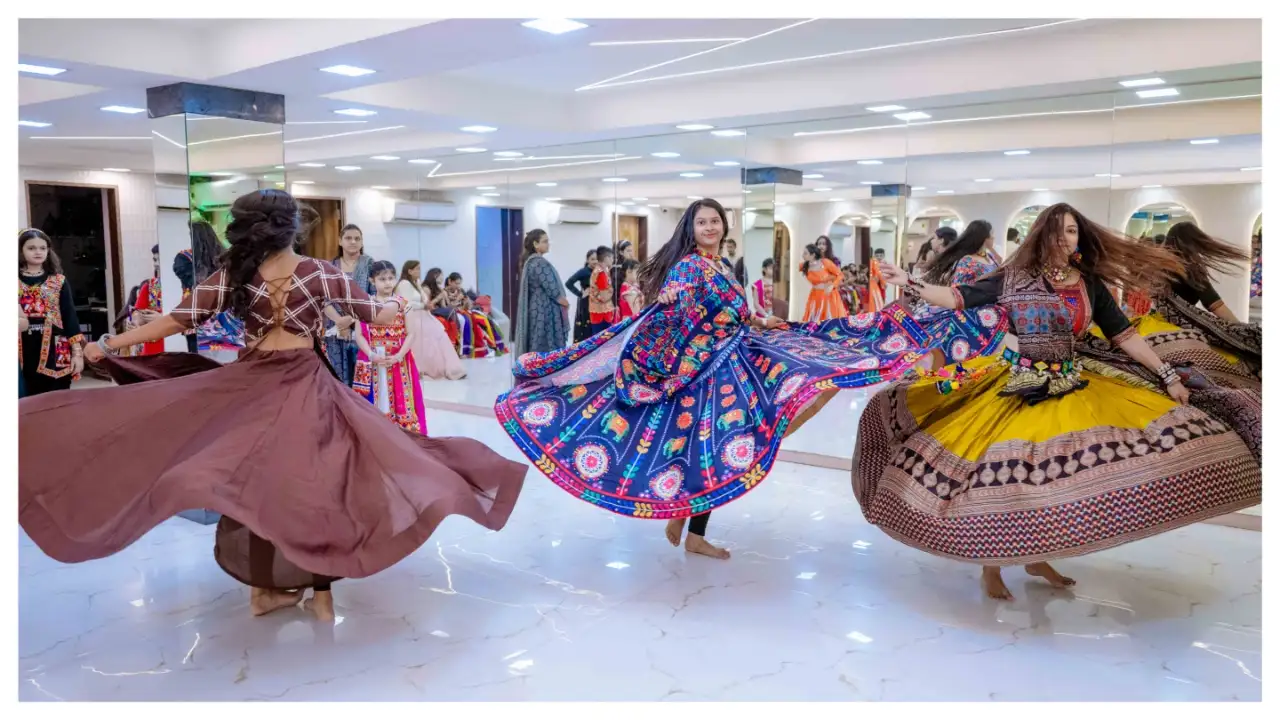 Garba enthusiasts in Mumbai are signing up for classes ahead of Navratri 2026 to learn