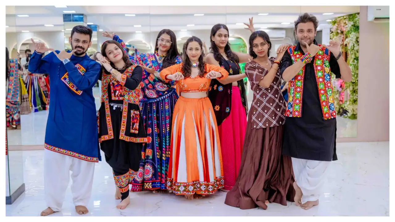 Garba enthusiasts in Mumbai are signing up for classes ahead of Navratri 2026 to learn