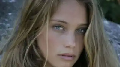 Hannah Jeter, born Hannah Bethany Davis on 5 May 1990, grew up on St Thomas, an island