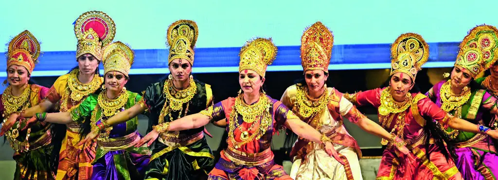 Beginning tonight, many Amdavadis will spend Navratri following the beat from one commercial