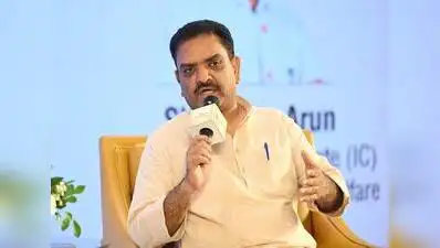 Because their functions differed substantially, he pointed out that the Indian Civil Service
