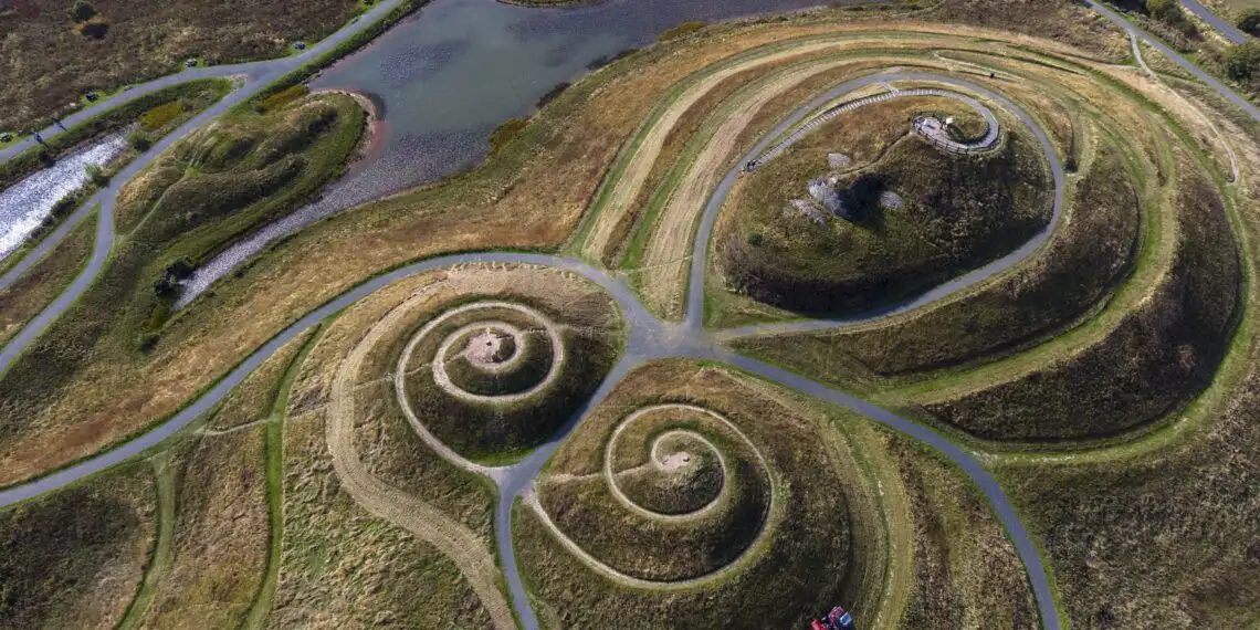 New drone images have captured the scale of the “Lady of the North”, a vast land sculpture