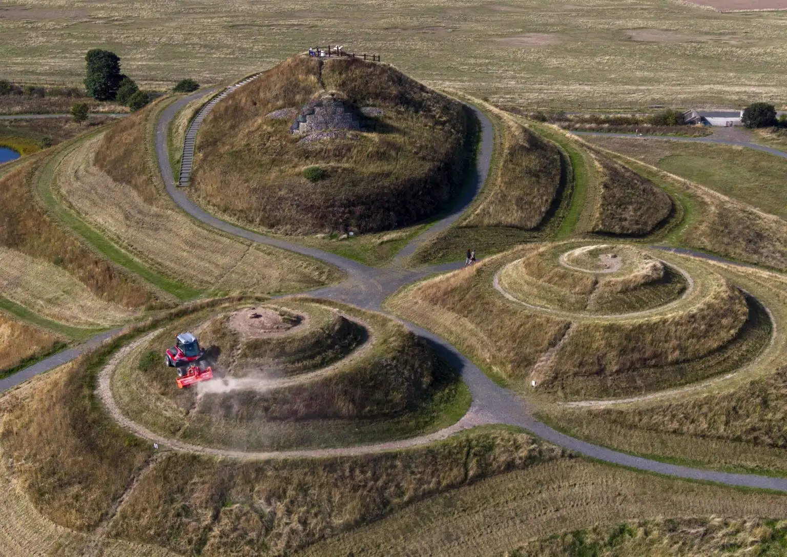 New drone images have captured the scale of the “Lady of the North”, a vast land sculpture