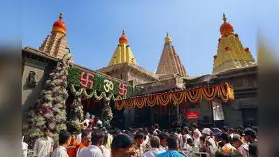 Lakhs throng Mahalaxmi temple as Navaratra begins