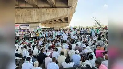 Farmers' protest disrupts Pune-B'luru highway traffic, police advise detours
