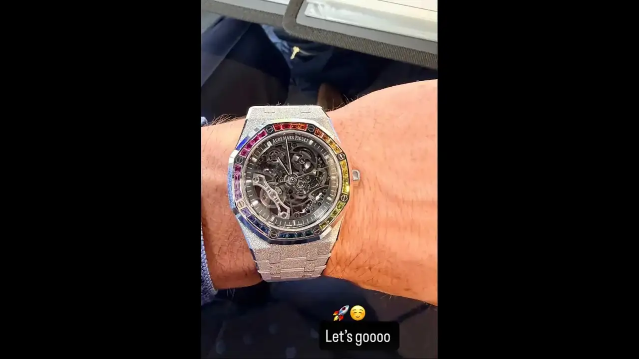 Tom Brady flaunts $485,000 luxury piece at Bills game after previously turning heads