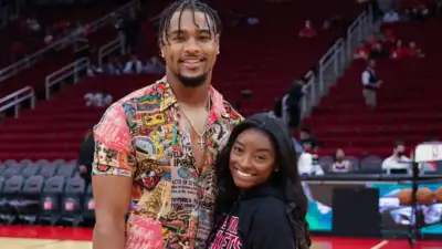 Simone Biles makes major change to Jonathan Owens' NFL support after 'really hard' season with Bears