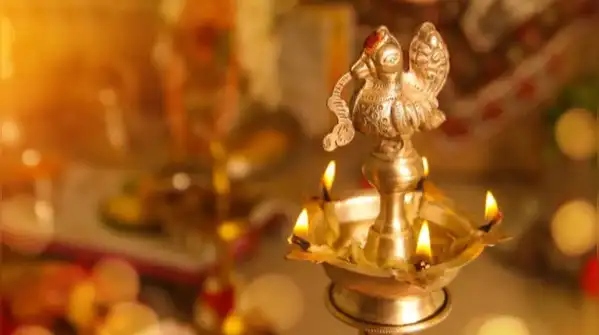 Here is a step-by-step guide to cleaning brass diyas and puja items at home safely