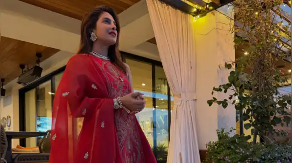 To complete her traditional Karwa Chauth fast for Nick Jonas, Priyanka Chopra opted