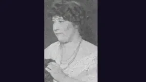 In 1912, Beulah Louise Henry patented a vacuum-sealed ice cream: The wider industry impact
