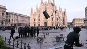Italian police clash with protesters in Milan and Bologna