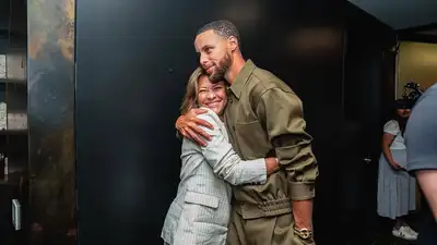 Sonya Curry waited for fall to arrive before showing off her summer