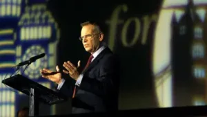 Acclaimed author and former British politician Jeffrey Archer has died at the age of 86