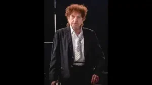 In 2009, Bob Dylan donated his US royalties from a Christmas album to Feeding America and pledged
