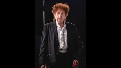 In 2009, Bob Dylan donated his US royalties from a Christmas album to Feeding America and pledged