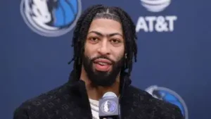 Anthony Davis got up to roughly 268 pounds in his last year with the Lakers, and the extra
