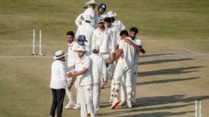 Himachal show fight after Mumbai pile up 528 — Ranji Trophy