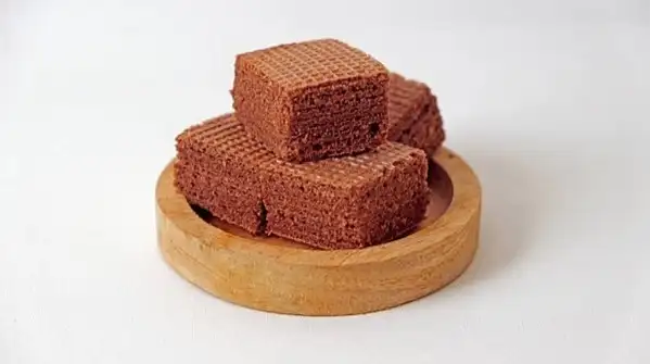 You know that craving for a chewy, crunchy, chocolate-covered candy bar?