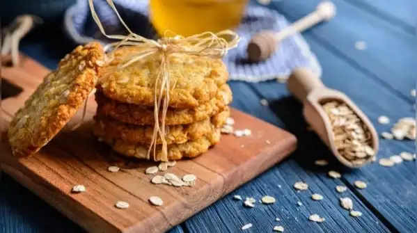 5 Easy healthy biscuit recipes you can make at home with simple ingredients