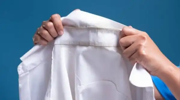 3 DIY hacks to remove stubborn stains from a white kurta without damaging the fabric