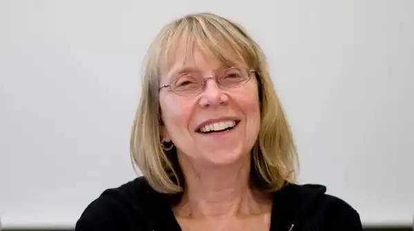 don’t hover, don’t push, and definitely don’t micromanage — Esther Wojcicki’s answer is