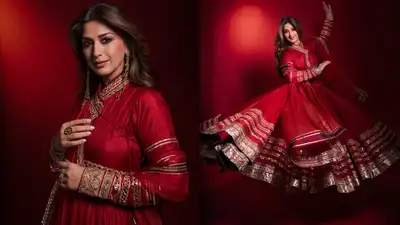 Sonali went with a deep sindoori red anarkali that had plenty of detailed needlework