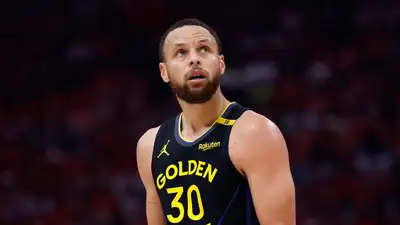 Warriors' Stephen Curry sends heartwarming 7-word message to Charlotte Hornets legend's news