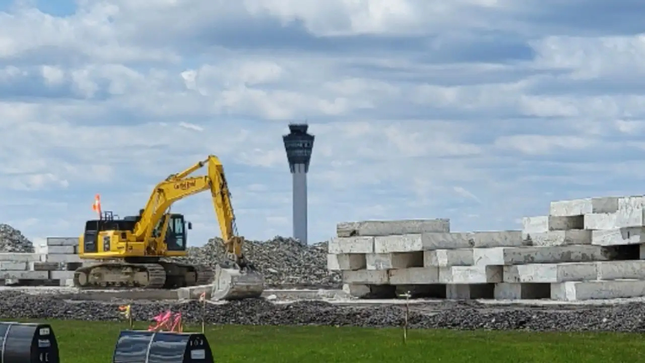 Indianapolis International Airport rebuilt its 10,000-foot-long: The wider industry impact