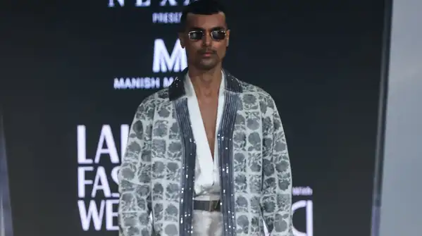 At Lakmé Fashion Week 2026, Ayushmann Khurrana and Sara Ali Khan delivered both