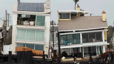 Hurricane Simon battered Mexico’s Pacific coast on Monday with heavy: The wider industry impact