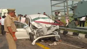 Three tennis players were killed and three others injured after the car they were travelling