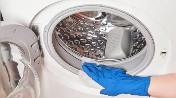 Washing machine models vary, so check your manufacturer's manual before using vinegar, baking