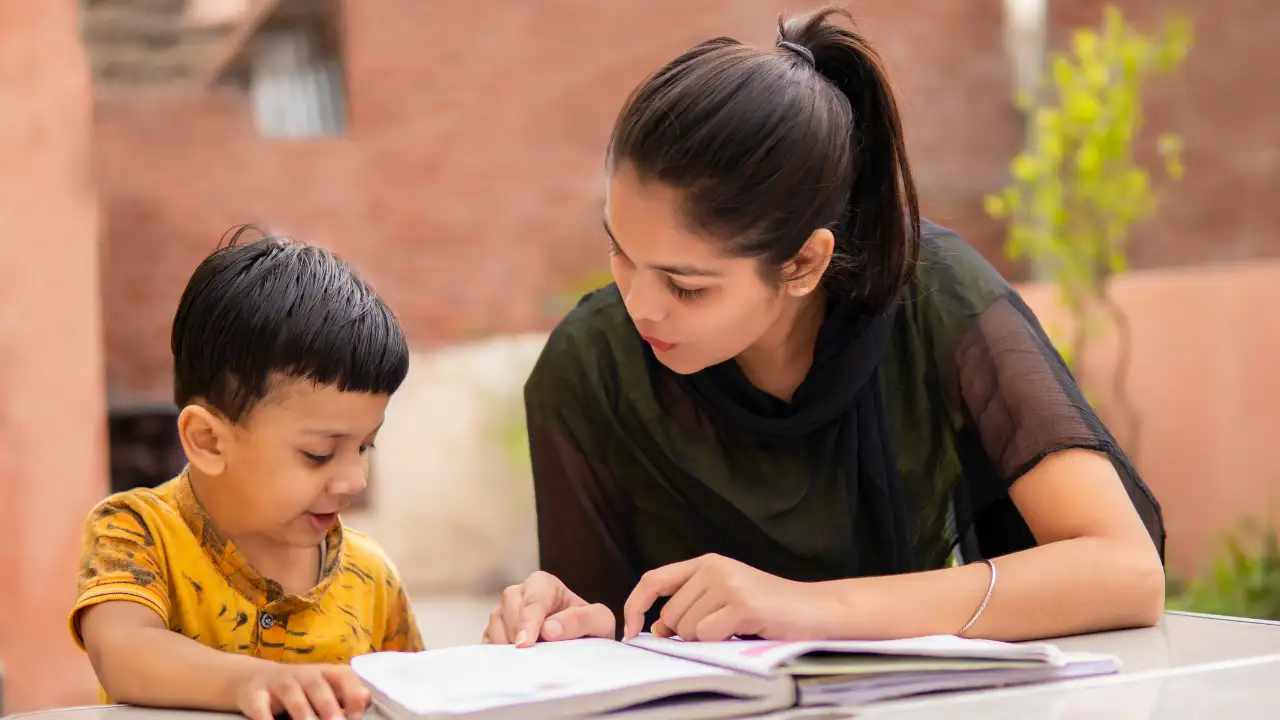 Teach it backClose the book again and explain the chapter in your own words — Minutes 13–15