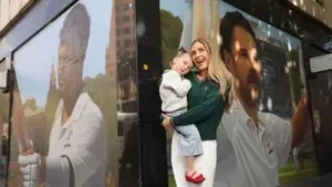 Cricket Australia has unveiled a large mural featuring Australian cricketers Travis Head