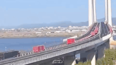 New Yalu River Bridge connects Dandong in northeastern China with Sinuiju in North Korea