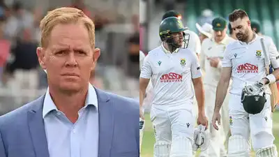 Shaun Pollock; and South African batters at stumps on Day 4 of first Test vs Australia in Durban