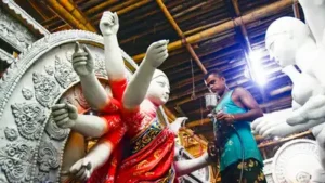 A practical guide to bangladesh extends official Durga Puja holidays to 3 days, steps up security