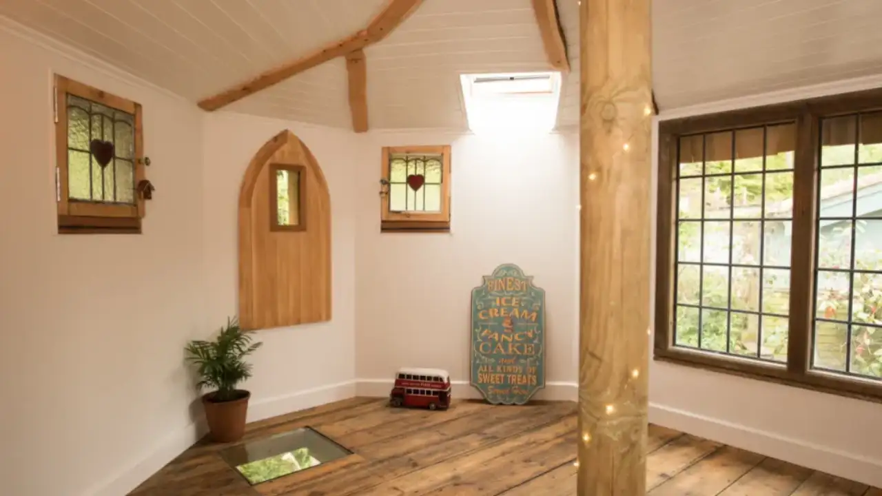 A 12-year-old Surrey girl handed her father £500 of savings and asked for a mushroom-shaped house