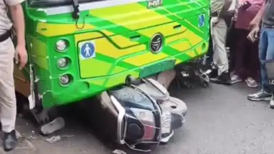 At least one person was killed and five others injured after a Delhi Transport Corporation