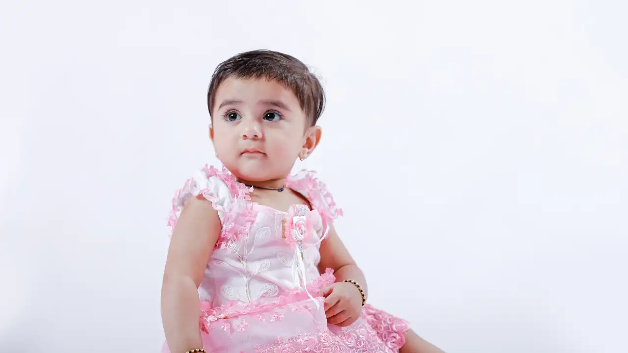 AI representation/ChatGPT When a parent reads a book with a toddler, the activity can involve