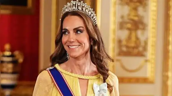 Dressed in a butter yellow Elie Saab gown and Queen Mary’s Lover’s Knot tiara, the Princess