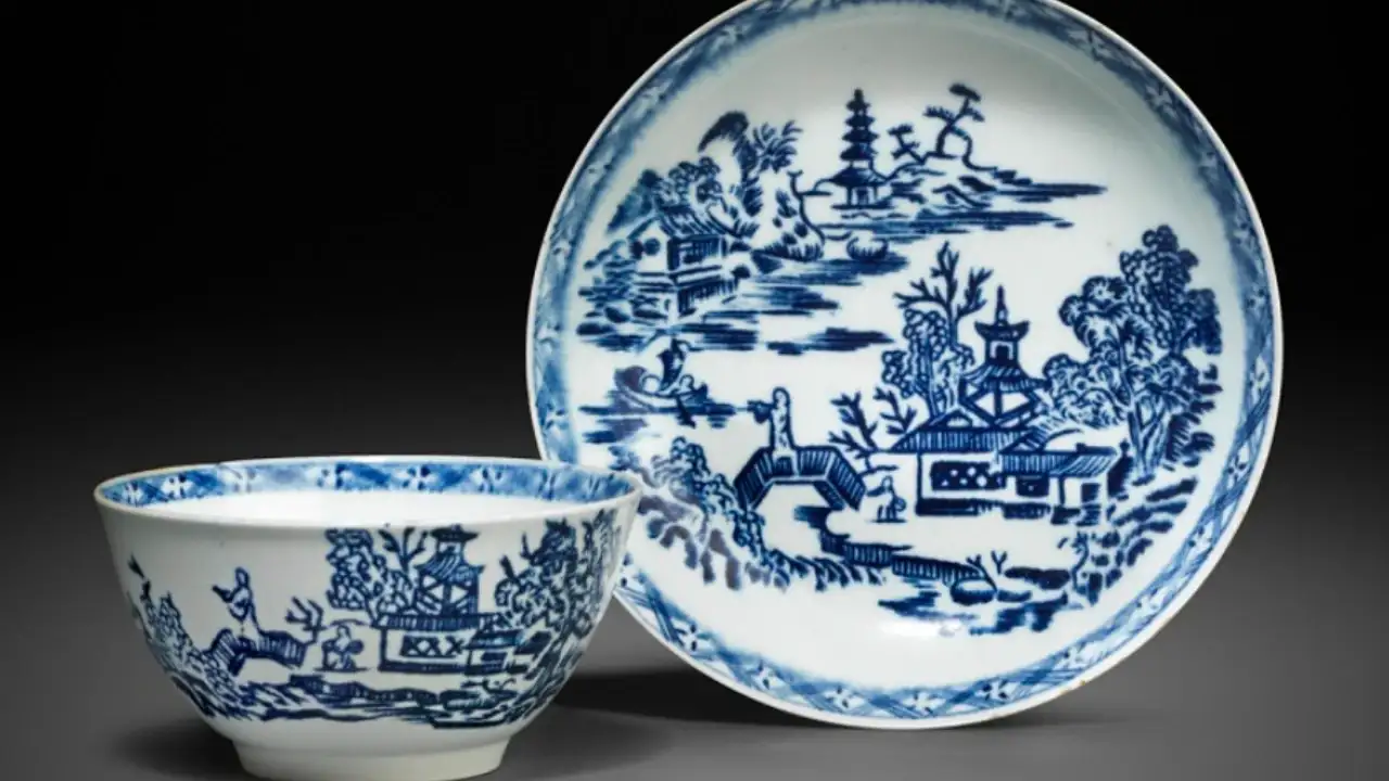 A UK collector paid £15 for a broken, lidless teapot at a 2016: The wider industry impact