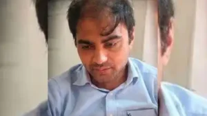 Techie strangles mother after argument, sits beside her body before walking into police station —
