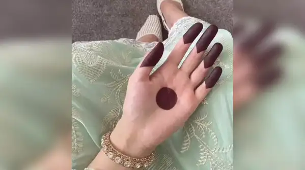 From traditional patterns to smaller, more personal designs, here are five mehendi ideas
