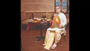 As he enjoys Bengal’s flavours, he draws parallels with Japanese cuisine , discovering common