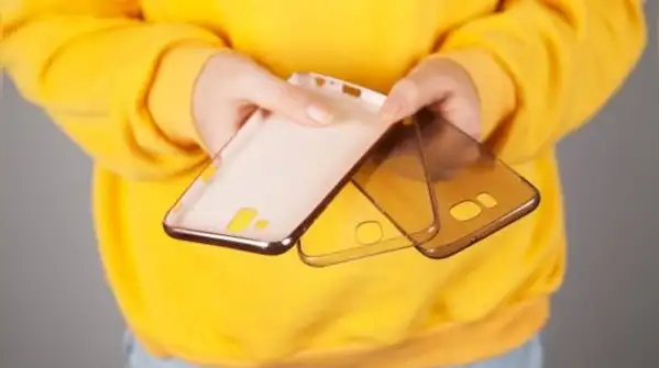 Here are five easy ways to bring a yellowed transparent phone case back to life at home