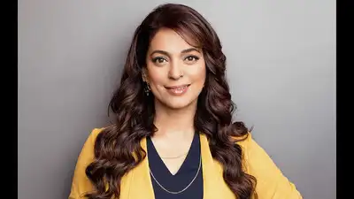 She also praised the authenticity and depth that Nana Patekar brought to his characters