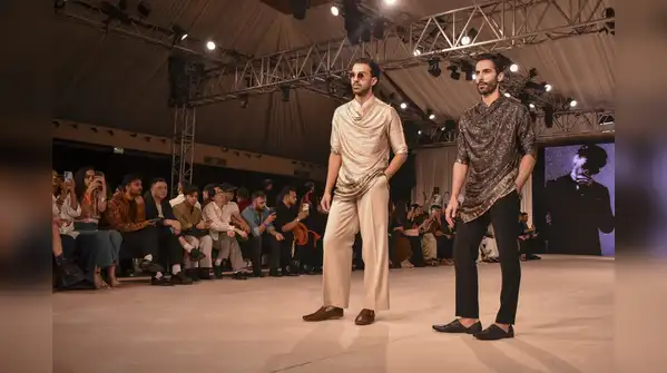 Having Ali Fazal as the showstopper gave the showcase a familiar confronts, but the clothes had