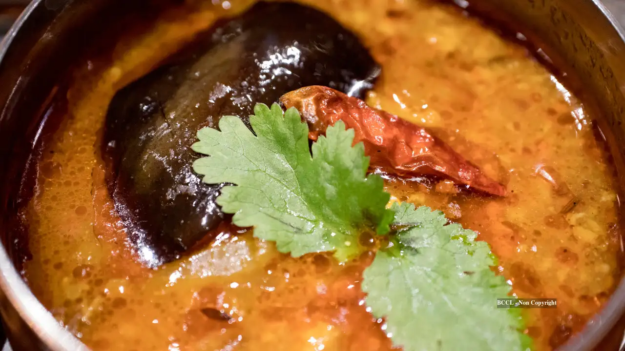 Himachali aloo-seb makes a convincing argument for giving the fruit a place in your savoury